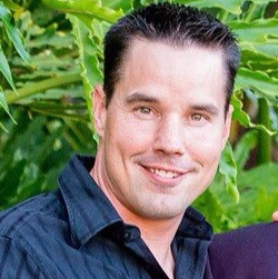 Larry Lane Photo 27