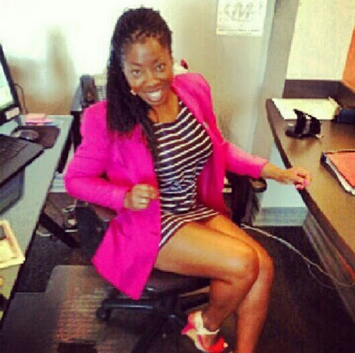 Tia Simmons Photo 33