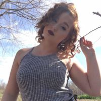 Katie Roberson Photo 21