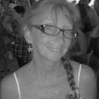 Sarah Pritchard Photo 14