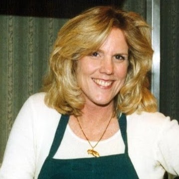 Laura Murray Photo 32