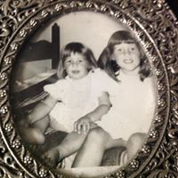 Linda Madsen Photo 7