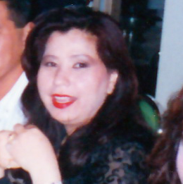 Elizabeth Jay Photo 8