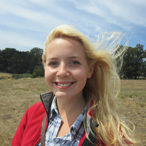 Laura Short Photo 33