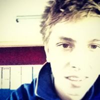 Zac Browne Photo 8