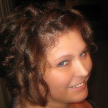 Angie Sharp Photo 33