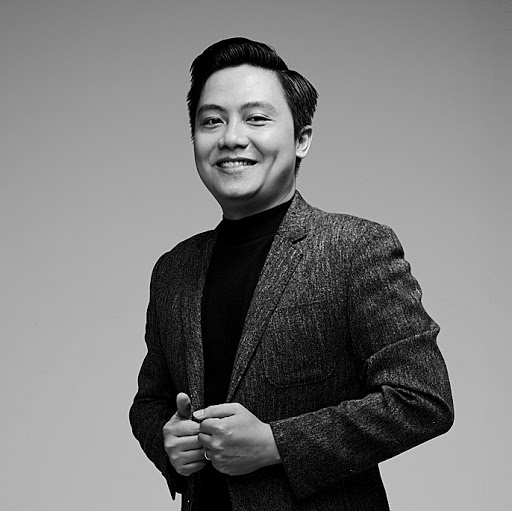 Huy Dinh Photo 17