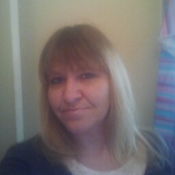 Angela Hayden Photo 20