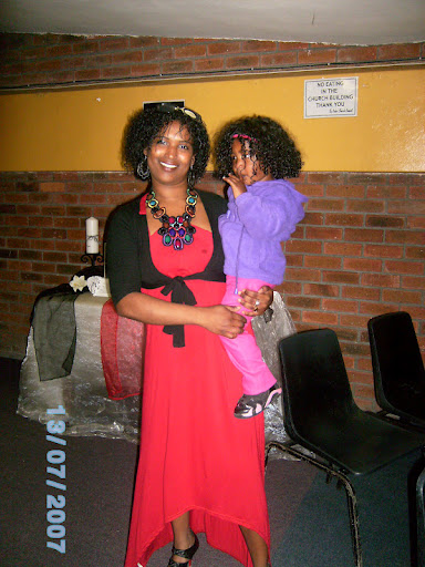 Heather Samuels Photo 35