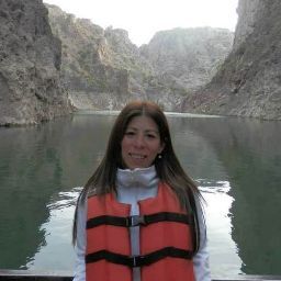 Laura Bruno Photo 15