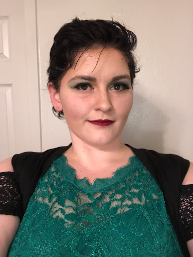 Sarah Titus Photo 30