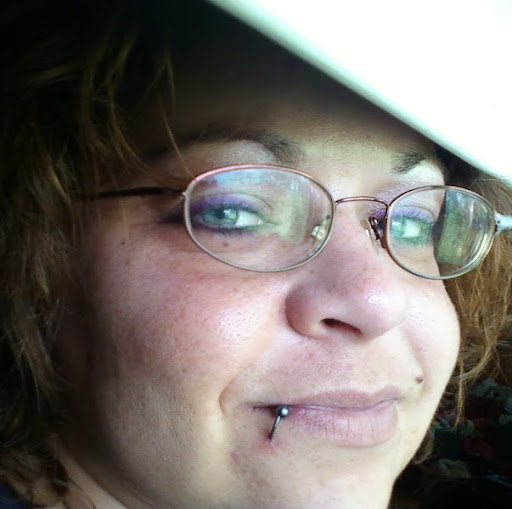 Sarah Akers Photo 13