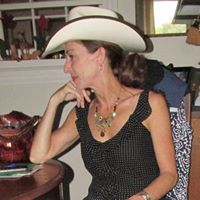 Catherine Grimes Photo 32