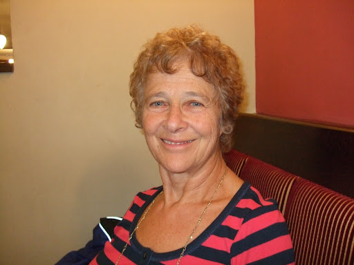 Jill Davies Photo 32