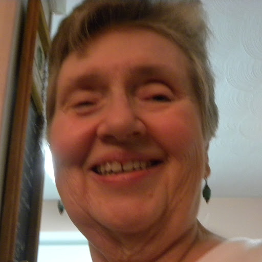 Linda Cole Photo 25