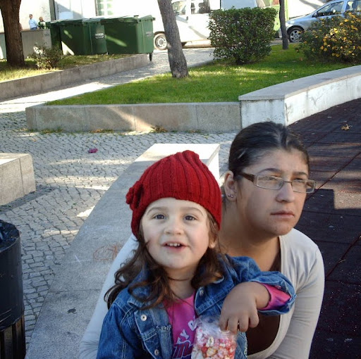 Monica Duarte Photo 9