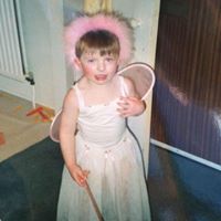 Debbie Gallacher Photo 6