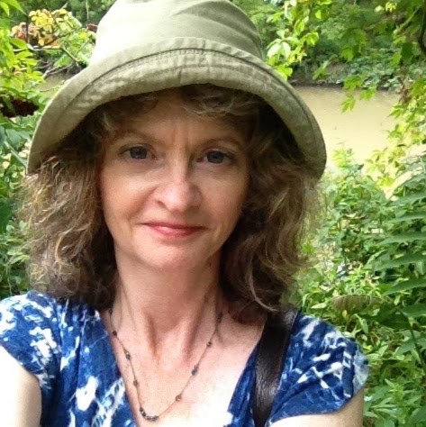 Lynn Harrison Photo 36