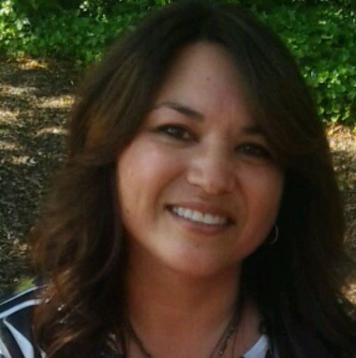 Jennifer Torres Photo 38