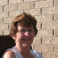 Jenny Theriault Photo 16