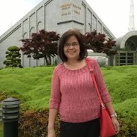 Julie Santiago Photo 21