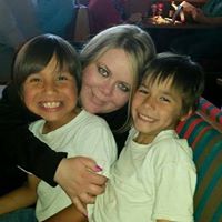 Sara Larson Photo 14