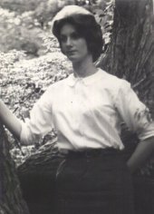Barbara Walden Photo 23