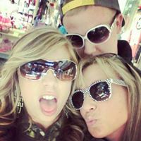 Tami Howell Photo 28