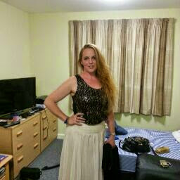 Laura Denton Photo 45