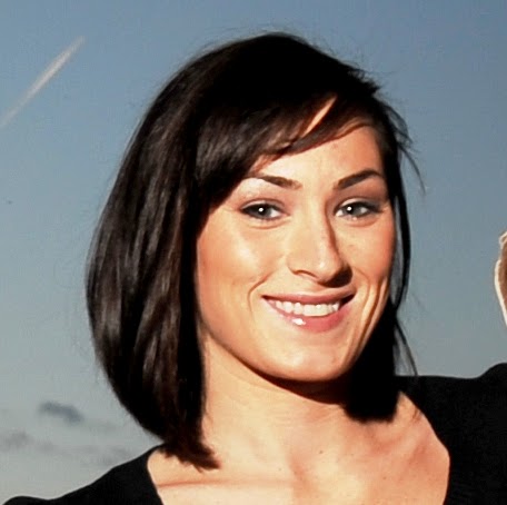 Nicole Dubois Photo 33
