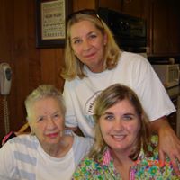 Elizabeth Stowers Photo 18