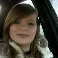 Danielle Roberts Photo 20