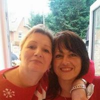 Lisa Whittaker Photo 43
