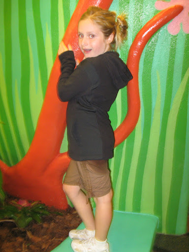 Emily Hare Photo 25