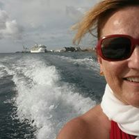 Julia Chester Photo 26