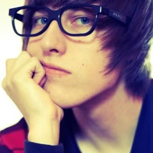 Dustin York Photo 6