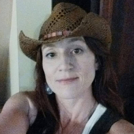 Sheryl Thompson Photo 24