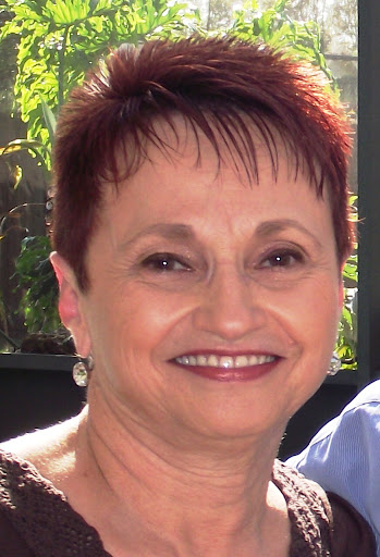Susan Holmes Photo 42