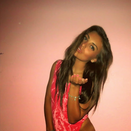 Gabriella Davis Photo 38