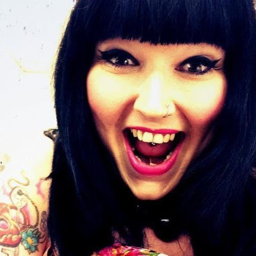 Lisa Lister Photo 20