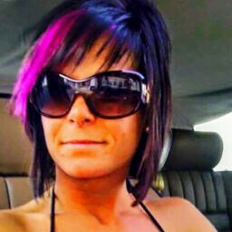 Amy Prescott Photo 26