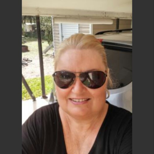 Debra Comer Photo 3