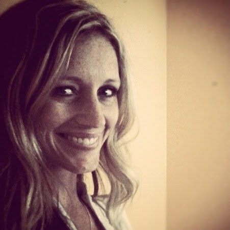Julie Finch Photo 32