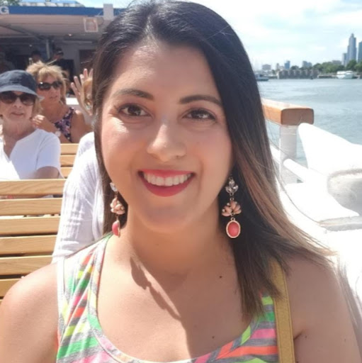 Lorena Lopez Photo 38