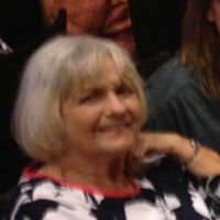 Paula Hutchinson Photo 8