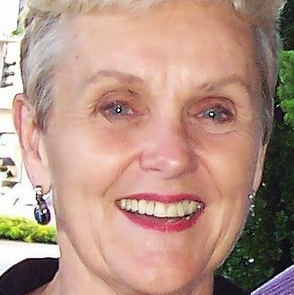 Sandy Browne Photo 29
