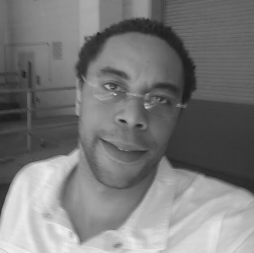 Adrian Robinson Photo 33