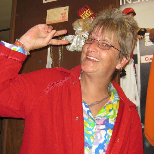 Tammy Phillips Photo 18