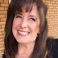 Jane Bray Photo 17