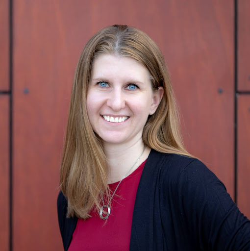Laura Thomason Photo 32
